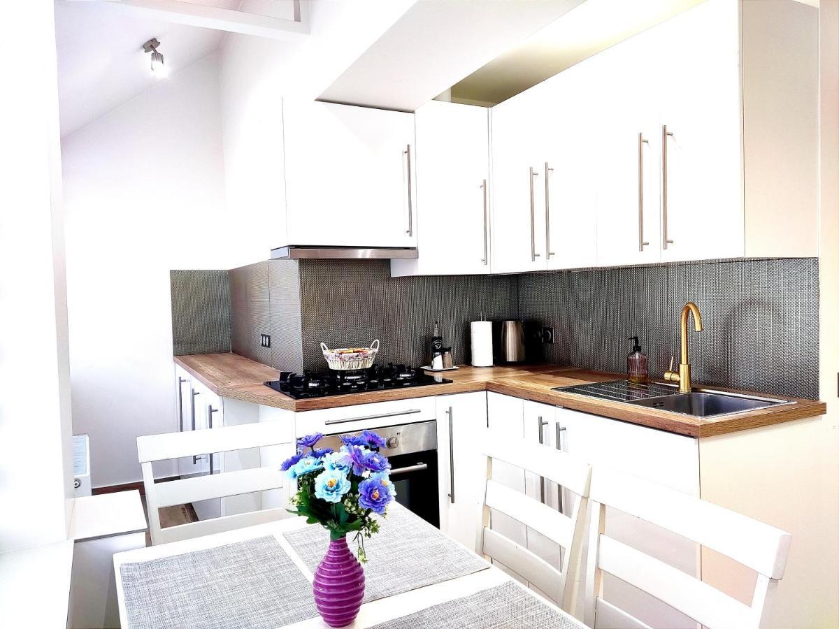 Sun Center Apartment
